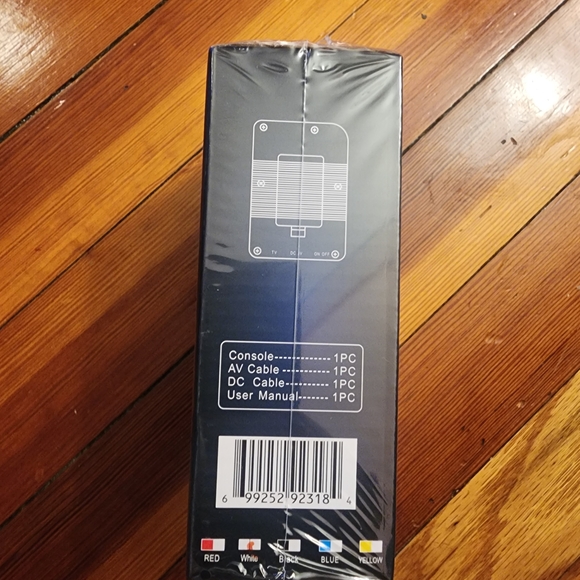 Handheld Gaming Console with 3.0 Inch LCD - White - Picture 4 of 9